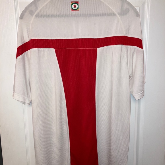 HBC Olympics Team Canada Short Sleeve Size L - Picture 4 of 6